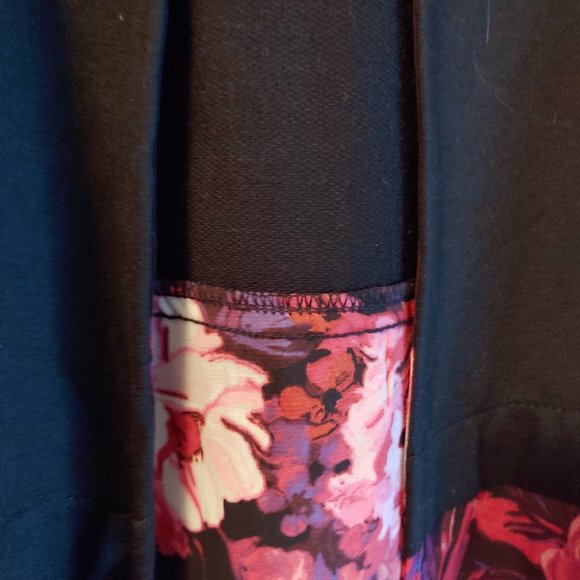 Stylish & Pretty Cardigan Topper - Picture 5 of 8